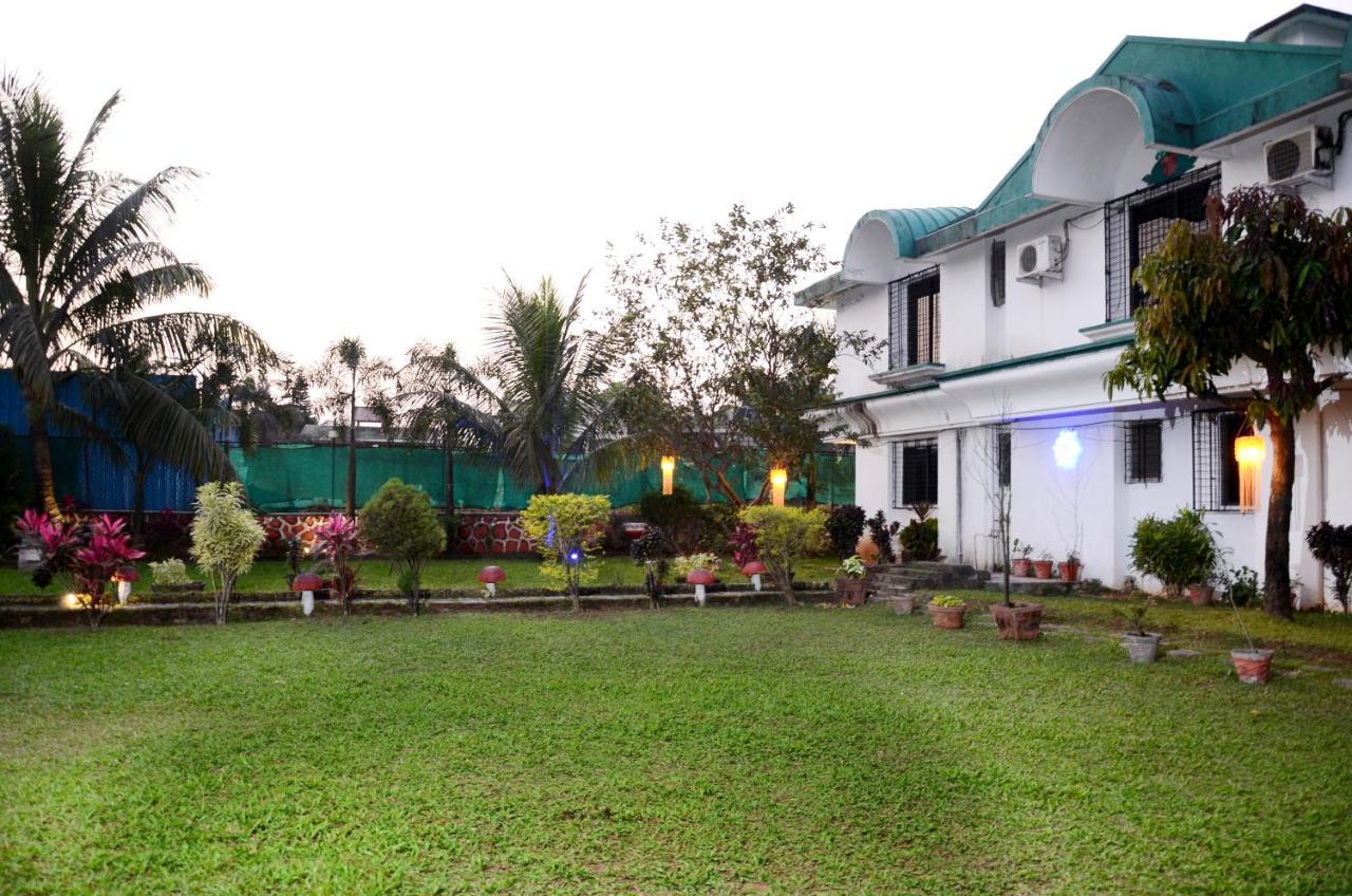 Blue Waters Lonavala. Villa *