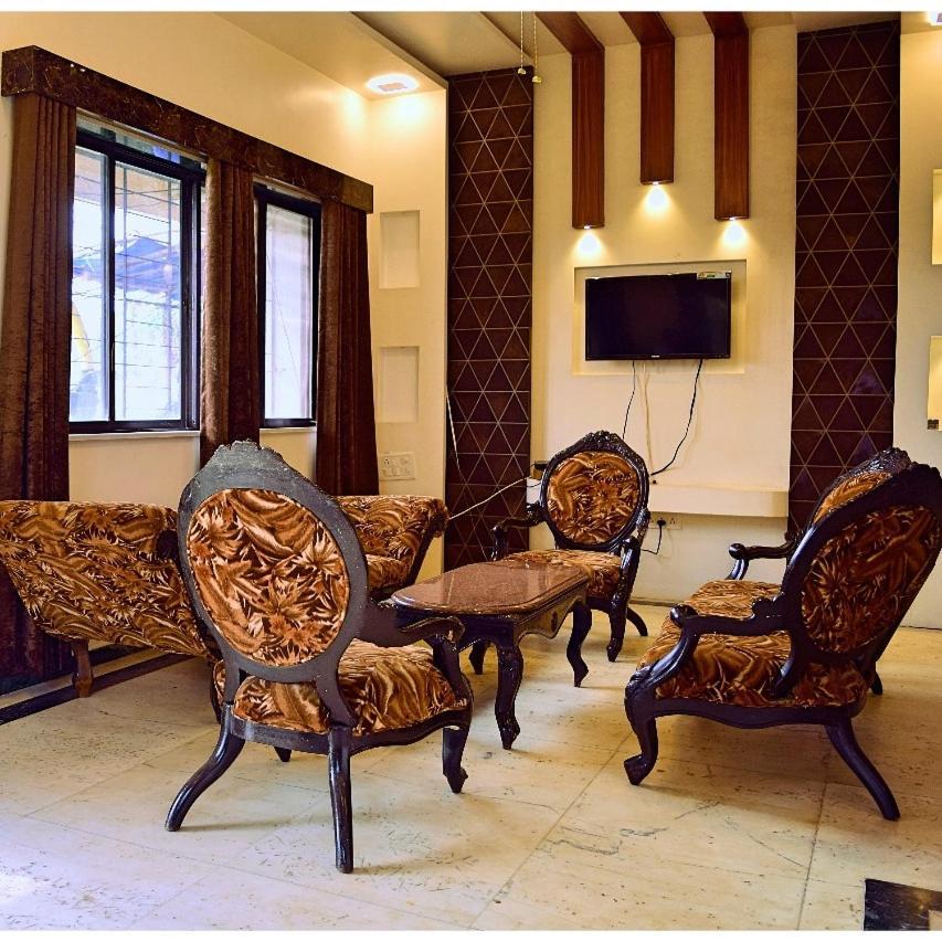 Villa Blue Waters Lonavala. *